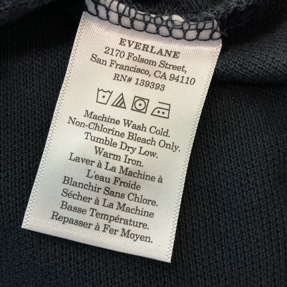 Everlane Men’s The Long-Sleeve Pique Button Down Shirt Navy Blue NWT (Size S) - Picture 4 of 8